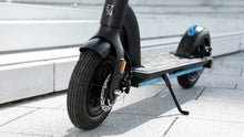 Load image into Gallery viewer, Walberg THE URBAN xT1 Electric Scooter
